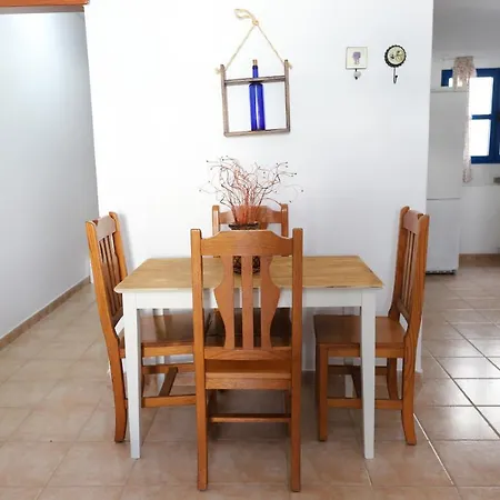 Casa Naya Apartment Famara