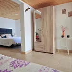 Casa Naya דירה